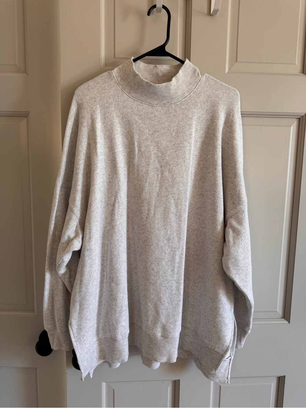 American Eagle mock neck oversize sweatshirt XL